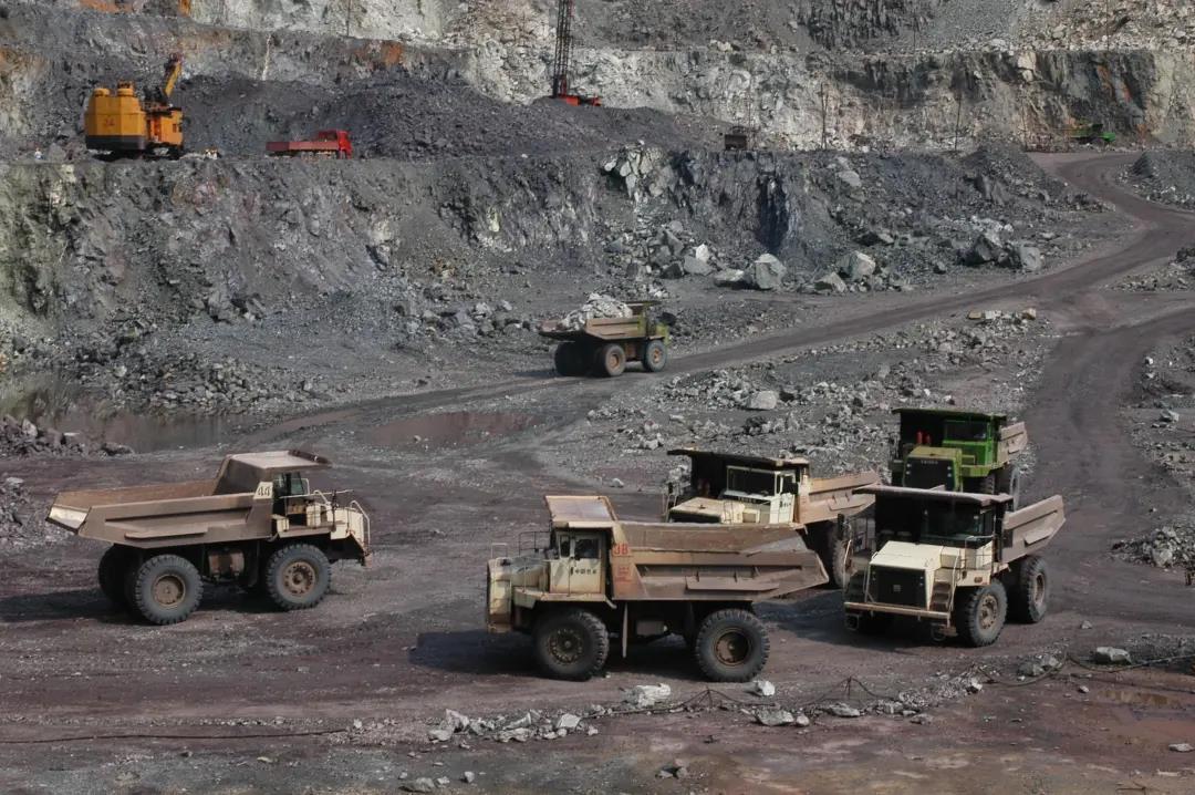 Vicorv High-Reliability Electronic Components Vicorv High-Reliability Electronic Components