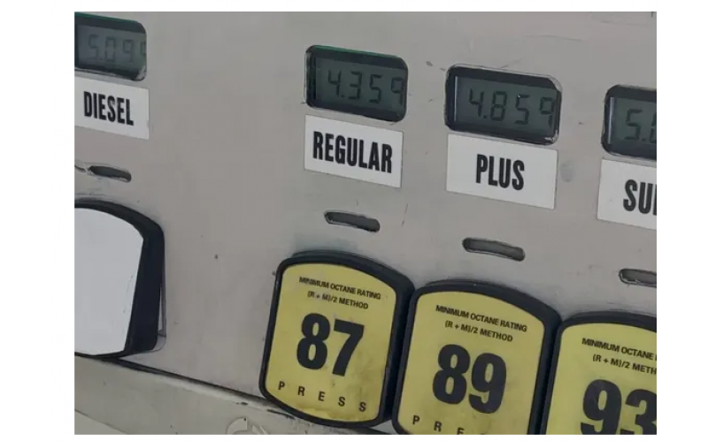 白宮指責(zé)俄羅斯創(chuàng)紀錄的高油價