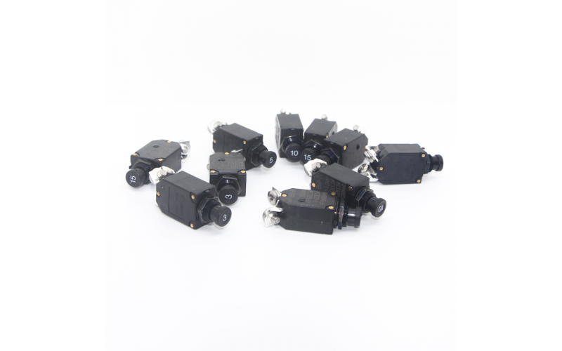 單極-小型斷路器-電氣保護(hù)-體積小-重量輕